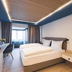 Hotel The Oceans 3*