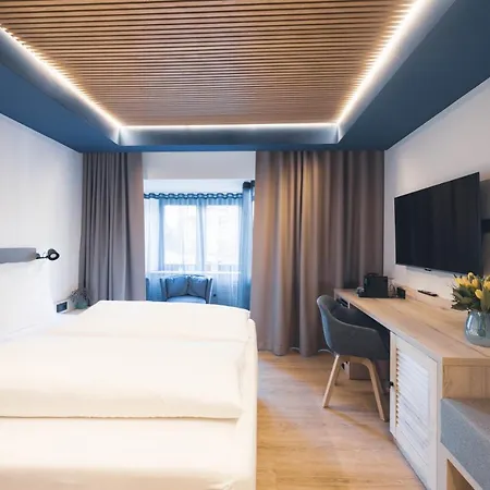 The Oceans Hotel 3*